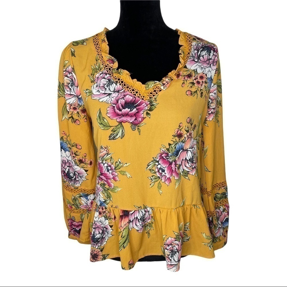 Available by Angela Fashion Floral peplum blouse S